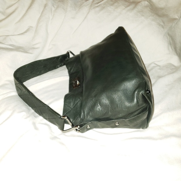 🔥🔥SOLD🔥🔥Chanel 8 Knots Green Shoulder Bag - Picture 3 of 8